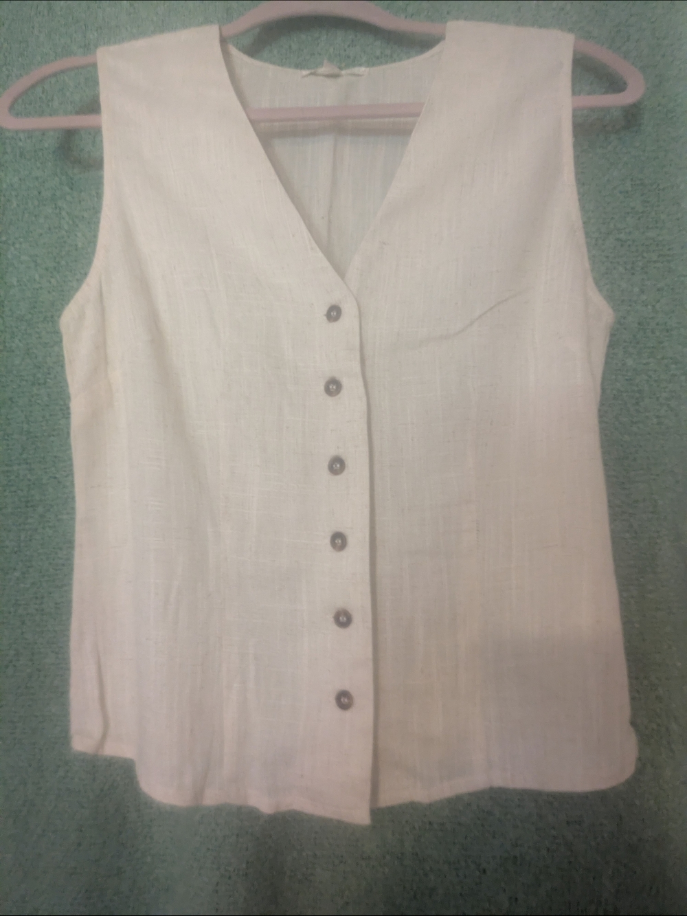 nine britton Ivory Sleeveless Button-Front Vest/Top NWT